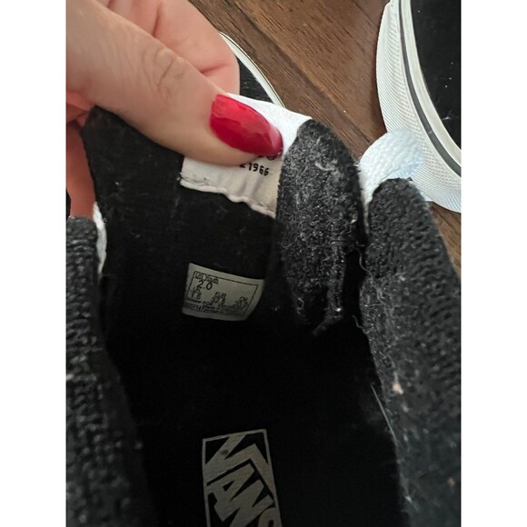 Vans Off The Wall Black Canvas High Top Skateboard Sneakers Youth 2 - Picture 3 of 3